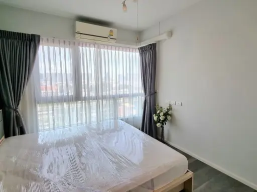 For rent, A Stage Tao Poon Interchange, 9th floor, open and airy view, north direction, the room is not hot, hurry and reserve before you miss out.