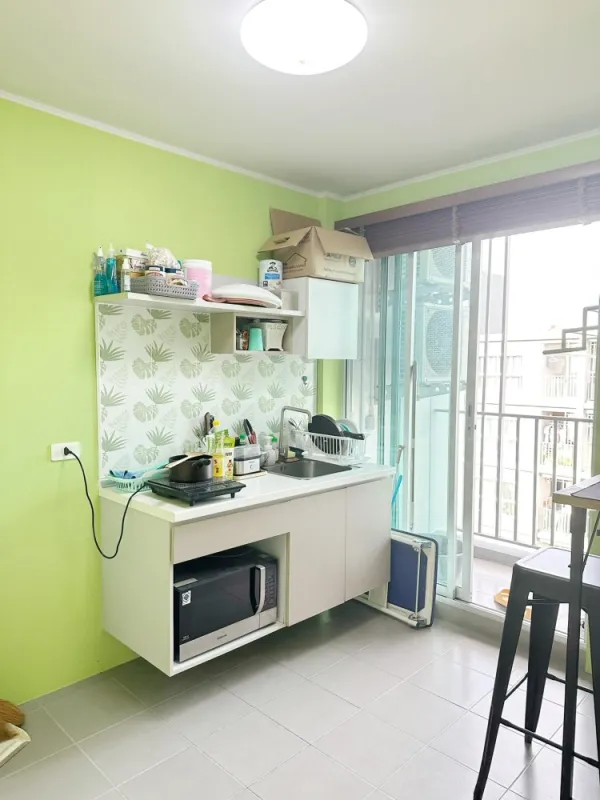 ให้เช่า ดีคอนโด รามคำแหง ห้องน่าอยู่ ตกแต่งสีสันสดใส เครื่องใช้ไฟฟ้าครบครัน จองก่อนได้อยู่ก่อนจ้า