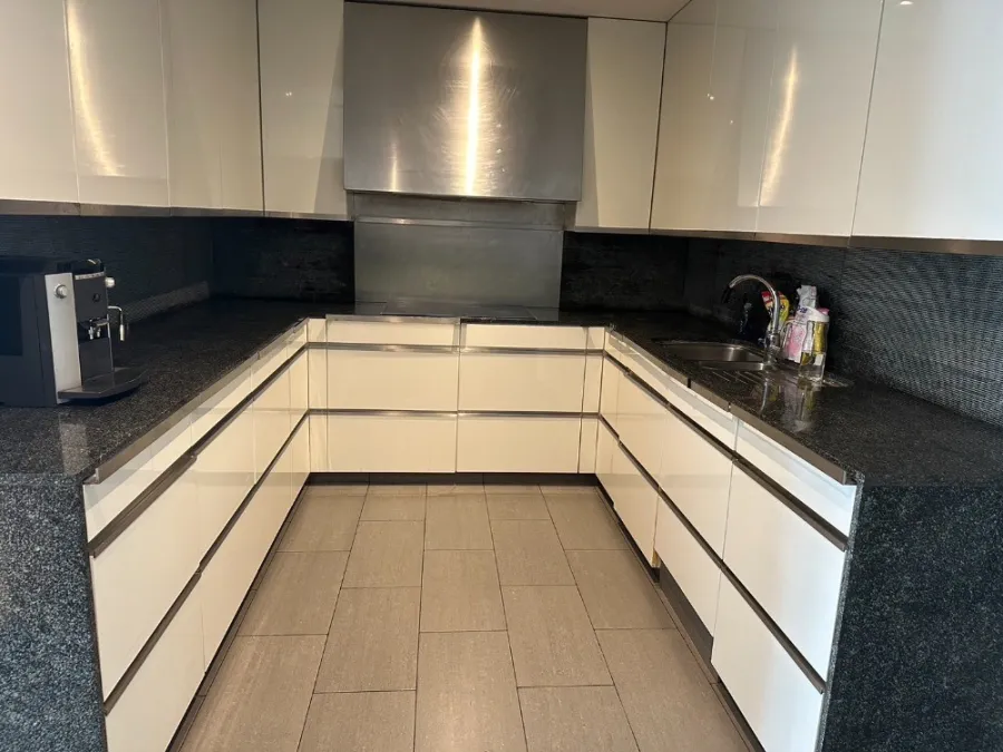 Condo for sale, rent, The Met, very large room, separated into sections, beautifully decorated, ready for you to move in. Hurry and reserve before it