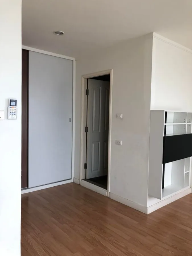 Condo for rent, Lumpini Ville Chaengwattana-Pak Kret, 2 bedrooms, 2 bathrooms, high floor, river view, great price, hurry to reserve.
