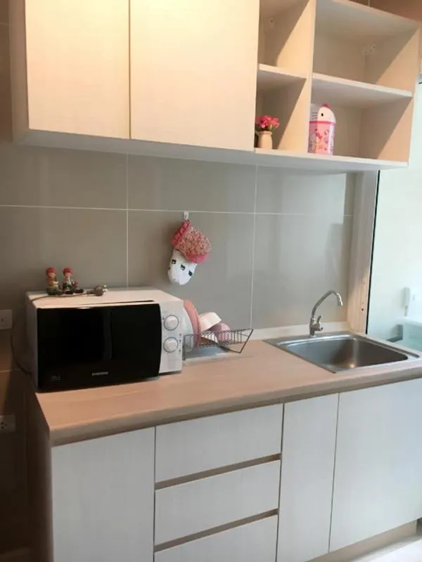 Wow!! ขาย ให้เช่า Happy Condo Ladprao 101 ห้องแต่งสวย เฟอร์และเครื่องใช้ไฟฟ้าครบ ห้องเดียวพร้อมทันที!!