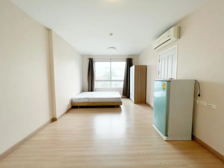 Rent PLUM CONDO Nawamin, 3rd floor, STUDIO room, cheap price, hurry up and reserve it before you miss it.