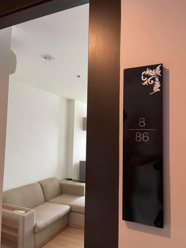 ขาย ริทึ่ม สุขุมวิท 50 วิวเมือง 1ห้องนอน โซฟาตัวใหญ่จะนั่งจะนอนก็สบายสุดๆ รีบจองเลยจ้า ห้ามพลาด