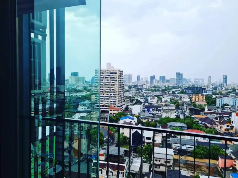 Condo for sale Ideo Ratchada-Sutthisan. room ready full facilities such a good price not buying is a mistake