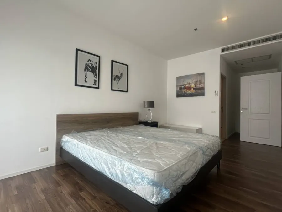 Condo for rent!! Noble Refine, 10th floor, unblocked view, beautiful room, very livable, fully furnished, ready to move in. Reserve now!!