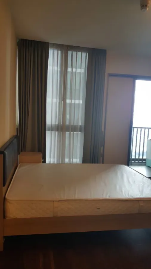 🏢 For rent Ideo Sathorn-Taksin, fully furnished, ready to move in.