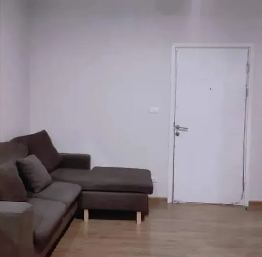For rent: The Tree Rio Bang O Station, high floor, great pool view, great price, good furniture, don't miss it.
