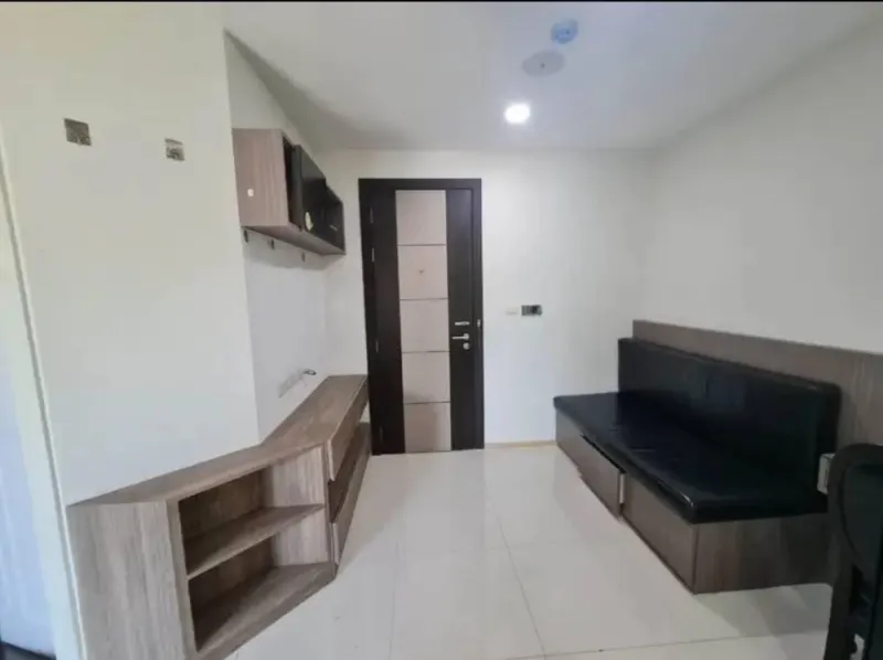 ให้เช่า Viia7 Condo ตึกF ชั้น 5 เฟอร์นิเจอร์ครบ เครื่องใช้ไฟฟ้าพร้อม จองเลยจ้า ห้ามพลาด