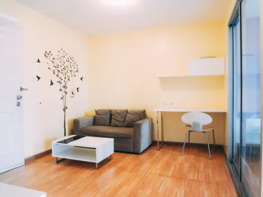 For sale: The Trust Residence Ratchada-Rama 3, glass-divided room, bright colors, hurry to reserve, be the owner.