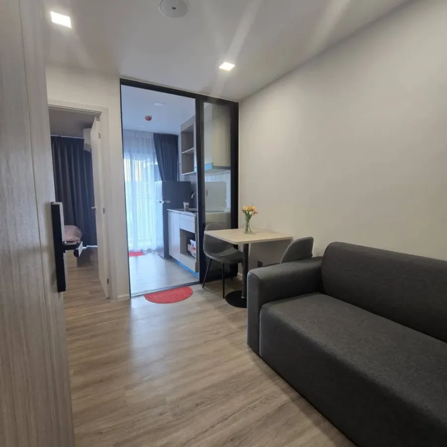 For rent: Atmoz Flow Minburi, fully furnished room, ready to move in. Just bring your bags!