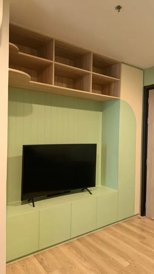 For rent: OKA Haus Sukhumvit 36, fully furnished room, ready to move in, complete with furniture and appliances, just bring your suitcase and move in.