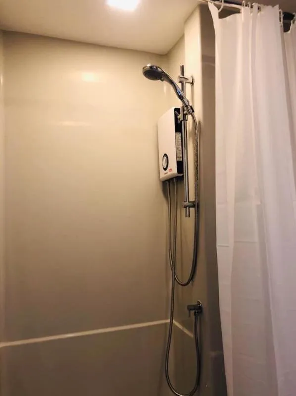 For rent The Tree Ladprao 15, luxury condo, peaceful surrounded by green gardens, not far from MRT, this room is ready!