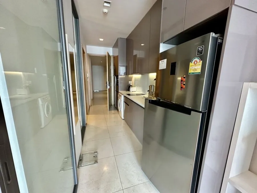 ขาย Hyde Sukhumvit 13 ห้องกว้าง พื้นที่ใช้สอยเพียบ พร้อมเฟอร์นิเจอร์อย่างดี รีบย้ายเข้าอยู่เลยจร้า