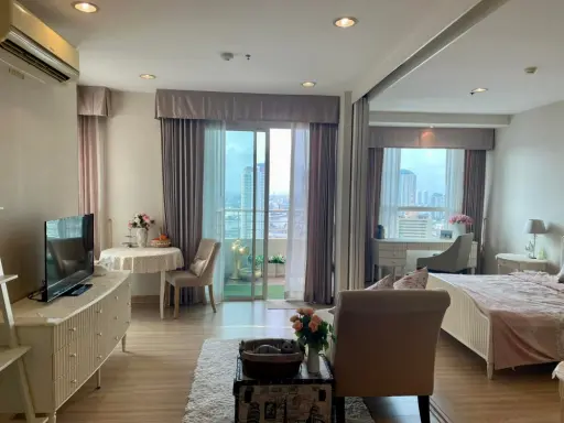 ให้เช่า The LightH สาธร-เจริญนคร ส่วนตัวมาก ชั้นเดียวกับ Penthouse ตกแต่งครบ พร้อมเข้าอยู่ จองด่วน images