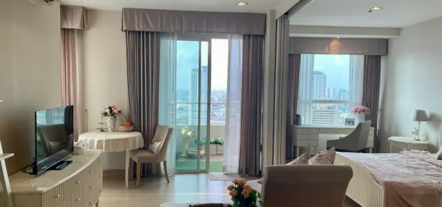ให้เช่า The LightH สาธร-เจริญนคร ส่วนตัวมาก ชั้นเดียวกับ Penthouse ตกแต่งครบ พร้อมเข้าอยู่ จองด่วน images