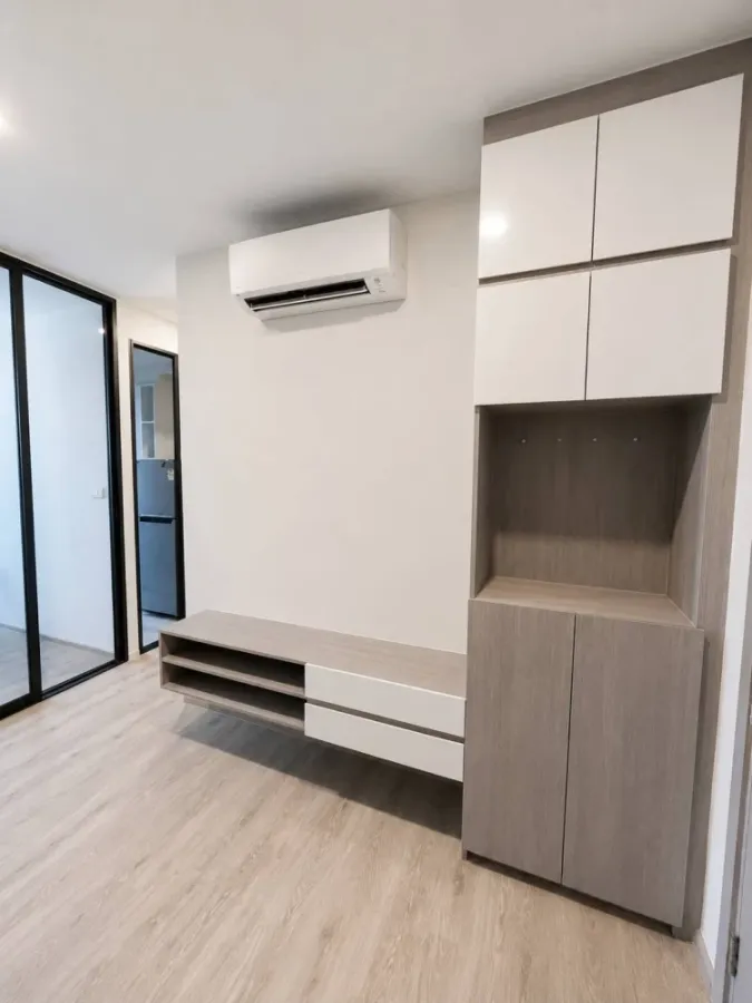 For sale or rent: Origin Plug & Play Sirindhorn Station unit. Nice room, fully furnished with appliances. Come and reserve yours now!