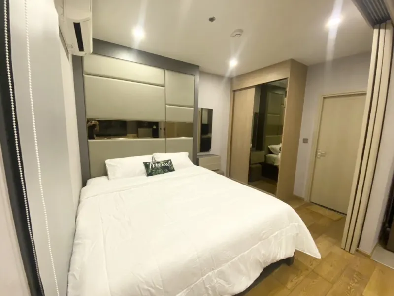 ให้เช่า คอนโด คิว ชิดลม-เพชรบุรี ชั้นสูง วิวดี ตกแต่งครบ พลาดไม่ได้แล้ว