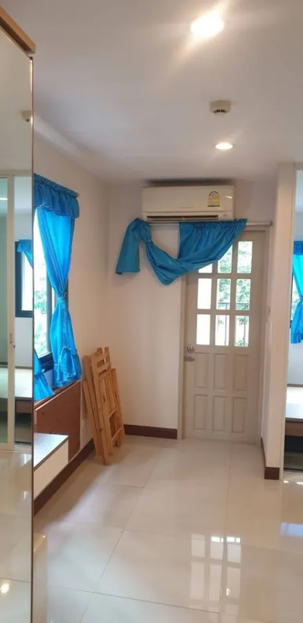 Country Ville Resort Condominium for sale, corner room, very private, quiet, shady, reserve first, move in first.