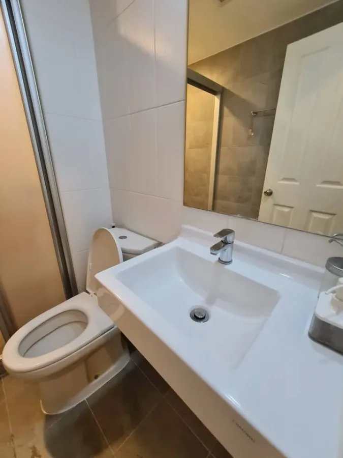For sale, for rent, U Delight Residence Riverfront Rama 3, 17th floor, size 34 sq m., river view on Rama 9 Bridge side, cool breeze, ready to reserve