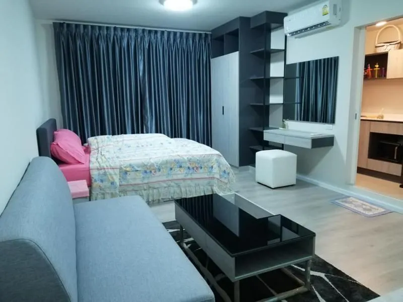 ห้องว่างให้เช่าที่ดีคอนโด รังสิต เฟสใหม่ ชั้น1 ห้องสวย พร้อมถือกระเป๋าเข้าอยู่ได้เลยนะจ๊ะ