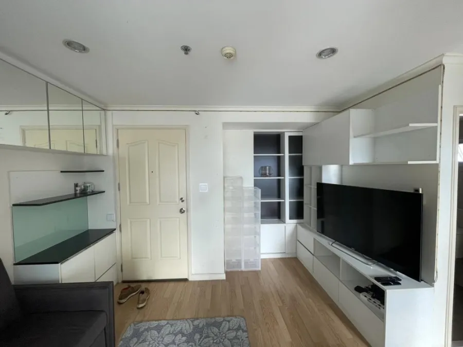 Condo for rent, Lumpini Ville Ratburana-Riverview, corner room, single bag, can move in, very good price.