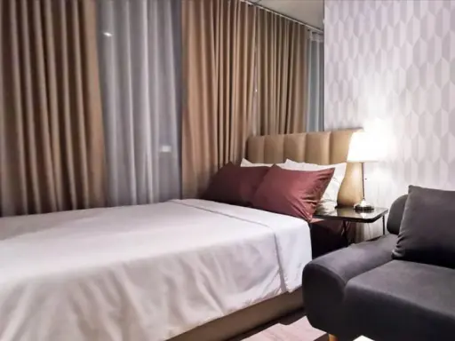Urgent sale, Rhythm Ekkamai condo, built-in room, fully furnished, ready to move in, very cheap price, book now