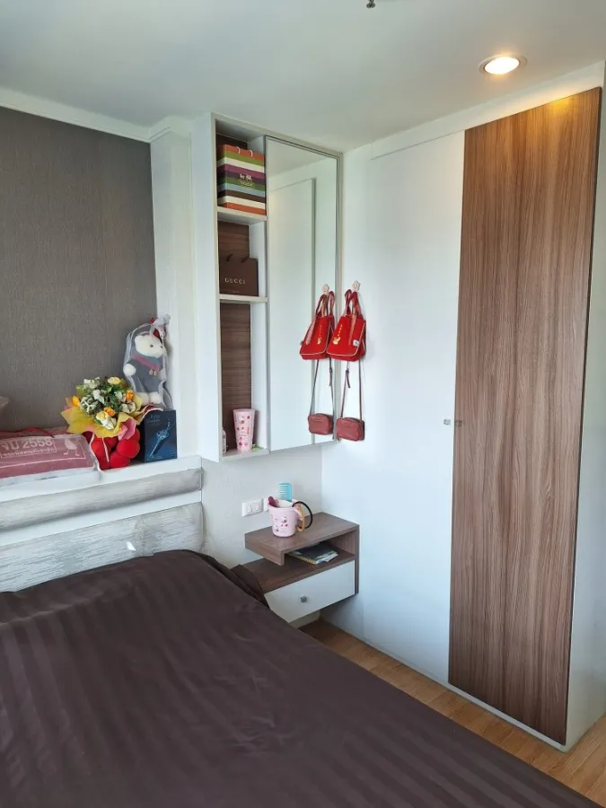 For sale Lumpini Ville Chaengwattana-Pak Kret, open view, comfortable to the eyes, ready to install wallpaper throughout the room. Don't miss it, hurr