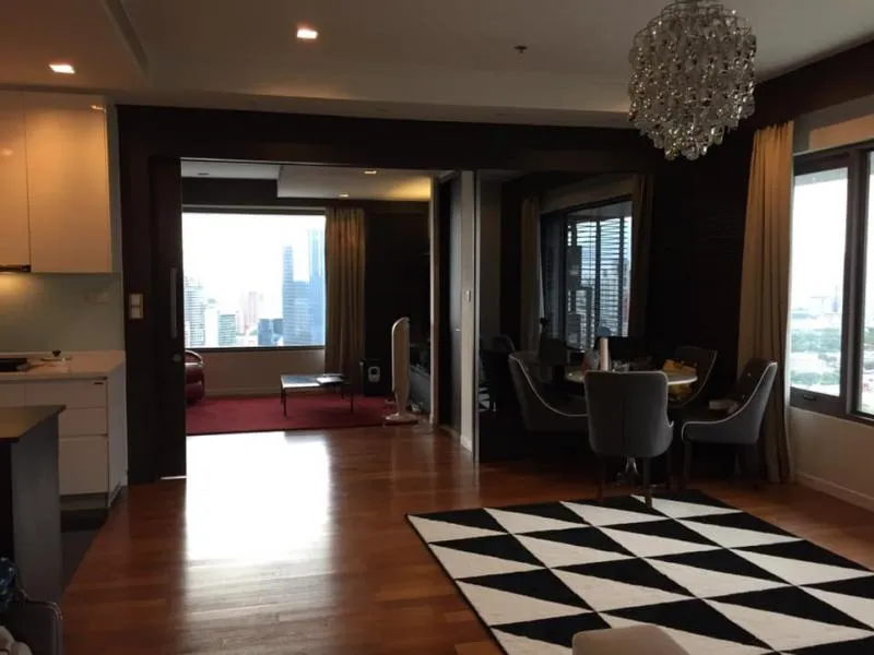 Condo for sale, Amanta Lumpini, beautiful room, spacious, high floor, parano view, cool weather, suitable for investment!