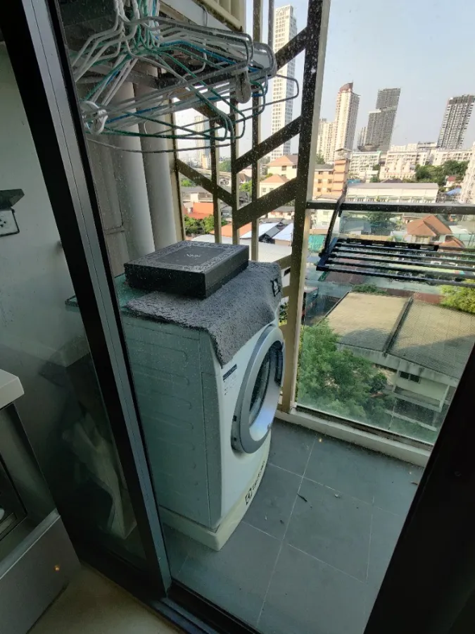 For rent!! Condo Mayfair Place Sukhumvit 50, 7th floor, beautiful room, good view, affordable price. Hurry and reserve now!!