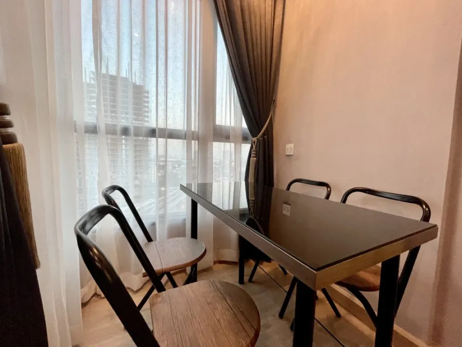 Condo for rent Knightsbridge Duplex Tiwanon, Duplex room, fully furnished, fully built-in Hurry up and reserve now.