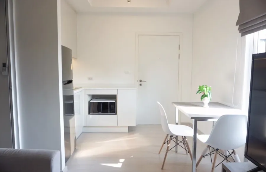 For rent Chapter One Eco Ratchada Huai Khwang Nice room with full facilities, good price, must be here