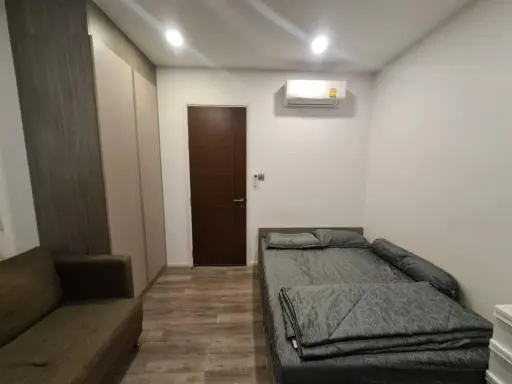 For rent: Brown Condo Ratchada 32, fully furnished, nice to live in, book now, hurry!