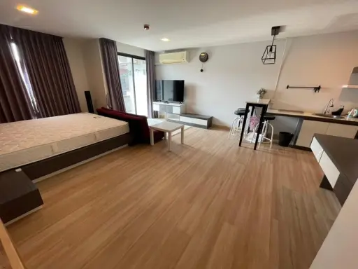 ขาย Living Avenue Bangsaen ชั้น 8 วิวสระว่ายน้ำ ห้องกว้าง แต่งครบ พร้อมเข้าอยู่ จองเลย ห้ามพลาด