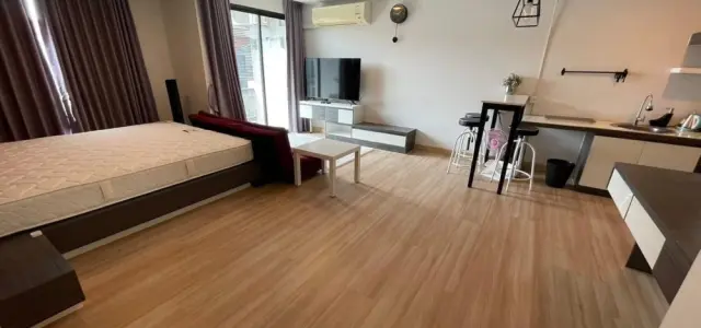 ขาย Living Avenue Bangsaen ชั้น 8 วิวสระว่ายน้ำ ห้องกว้าง แต่งครบ พร้อมเข้าอยู่ จองเลย ห้ามพลาด images