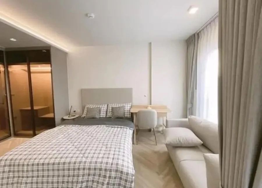 For rent Chapter Thonglor 25 ห้อง STUDIO มาพร้อมตู้เสื้อผ้า Buit-In ขนาดใหญ่ น่าอยู่มาก รีบจับจองเลย
