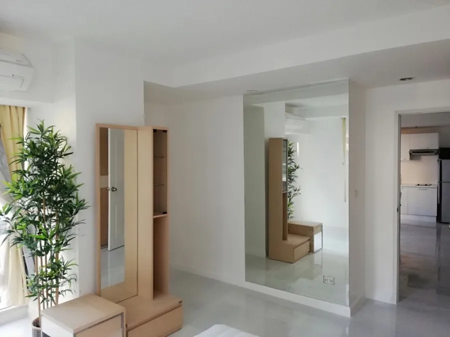 Urgent sale!! Condo Waterford Sukhumvit 50, city view with awesome furniture. Just come and move in!!