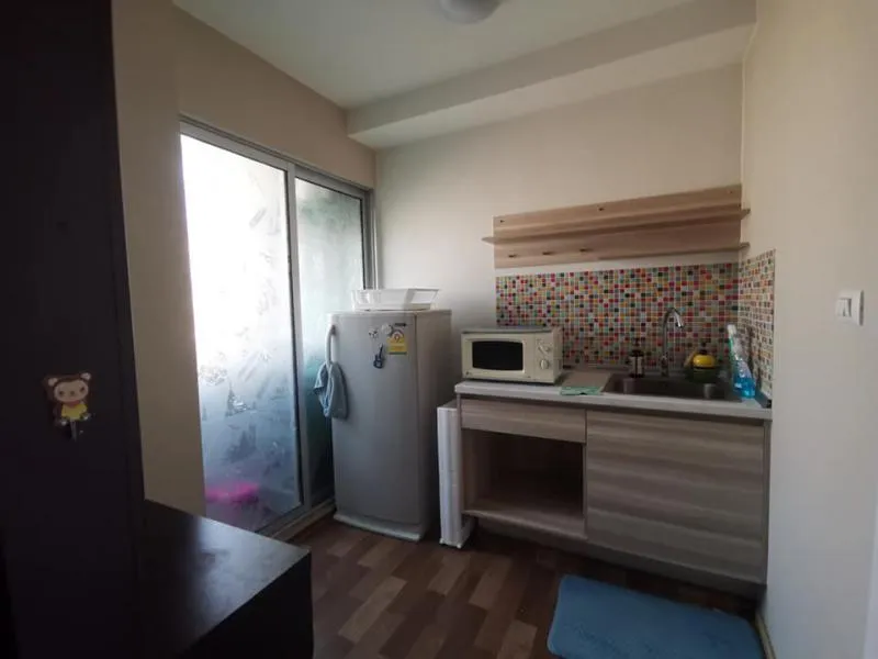 เฟอร์นิเจอร์และเครื่องใช้ไฟฟ้าครบ ขนาด 23 ตร.ม. 1 นอน 1 น้ำ ให้เช่า PLUM CONDO CHAENGWATTANA