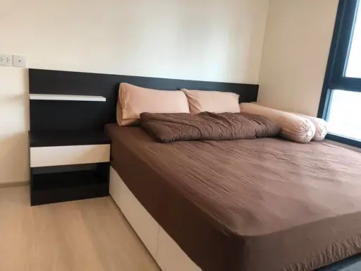 For rent urgently!! Condo Life Asoke, room number 46/701, ready to move in Fully furnished, convenient to travel, hurry up and book now!!