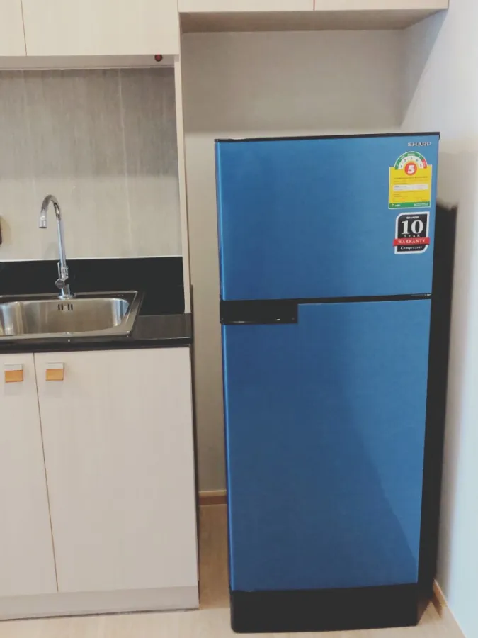 For rent, Unio H Tiwanon, 1 bedroom, 1 bathroom, high floor, tight built-in furniture. Don't wait, book now. Hurry up.