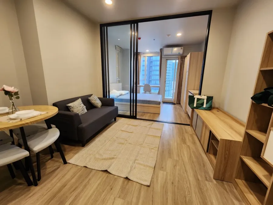 For rent: Culture Thonglor, 1 bedroom, 16th floor, fully furnished, comes with appliances. Reserve now!