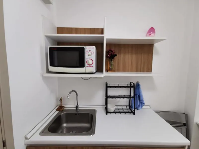 Sell ​​/ rent urgently !! Elio Sukhumvit 64 Condo, corner room, fully furnished Fully furnished and ready to move in. Book now !!