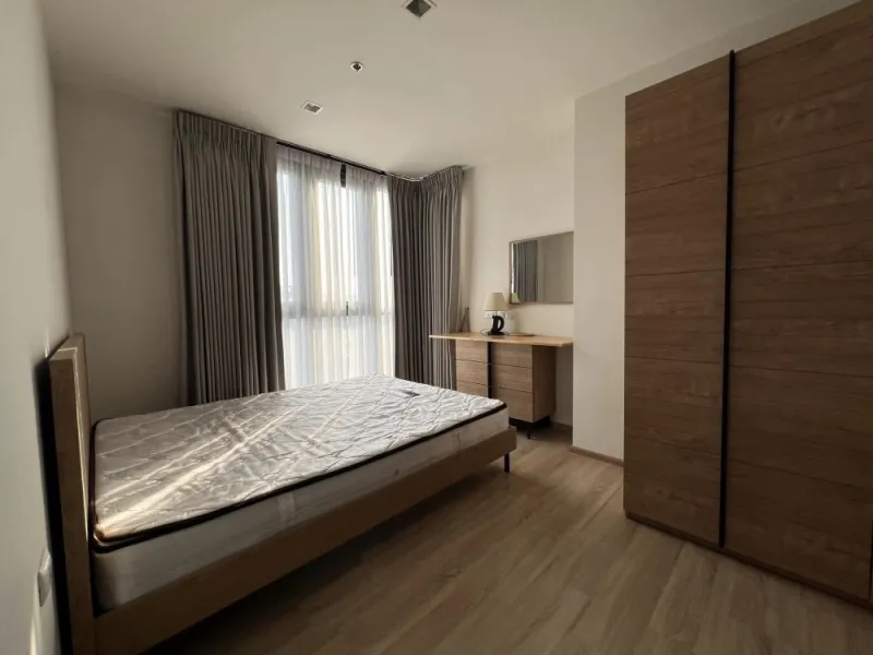 For rent THE BASE Garden-Rama 9 ห้องหัวมุม ลมพัดแรงตลอด ชั้น 28 วิวสวย รีบย้ายมาจองเลย