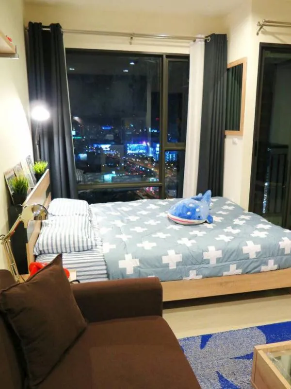 Condo for rent: Rhythm Asoke, happiness, new way of life, connect, connect with every journey Interested to book now