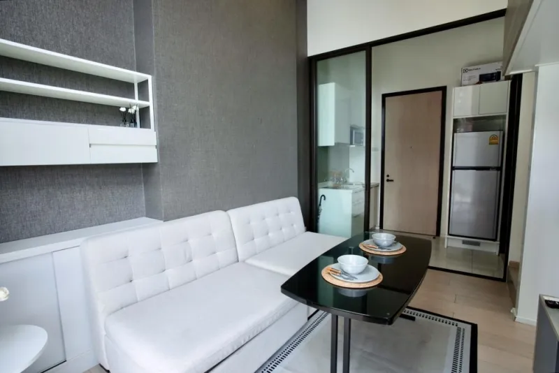 ปล่อย ขาย เช่า Chewathai Residence Asoke ห้องน่าอยู่ เฟอร์ เครื่องใช้ไฟฟ้าครบ ราคาดี จองเลยจ้า
