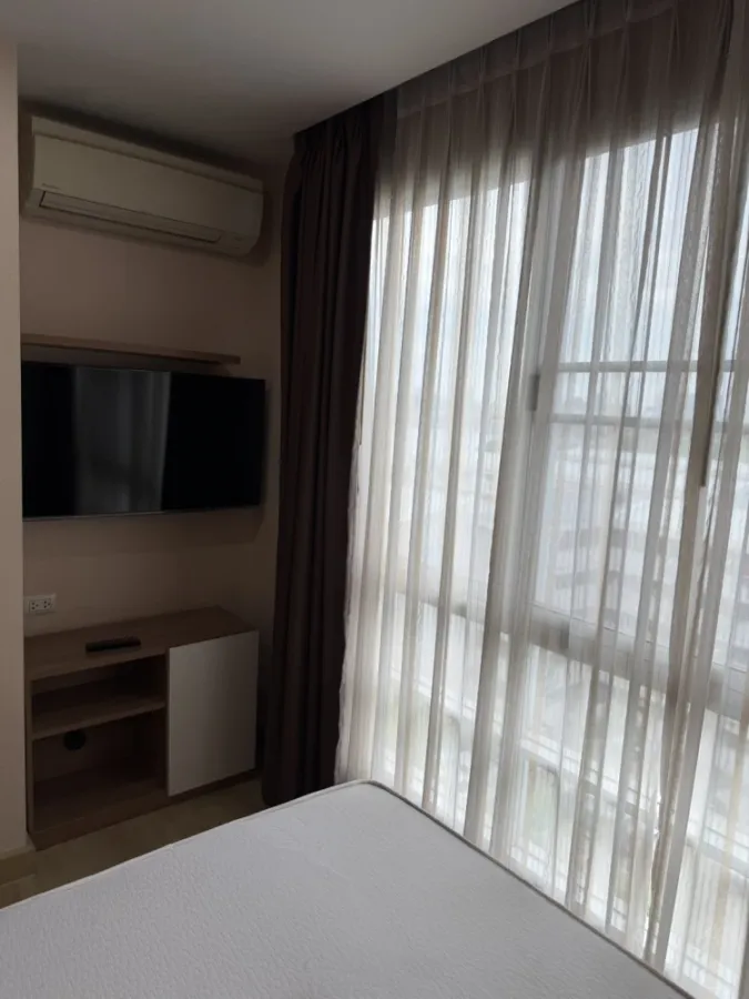 Condo for rent at Emerald Residence Ratchada. Ready to move in, fully furnished. Book now!