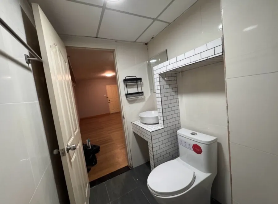 City Home Tha-Phra for sale, 12th floor. Spacious and comfortable unit. Interested in owning one? Book now!