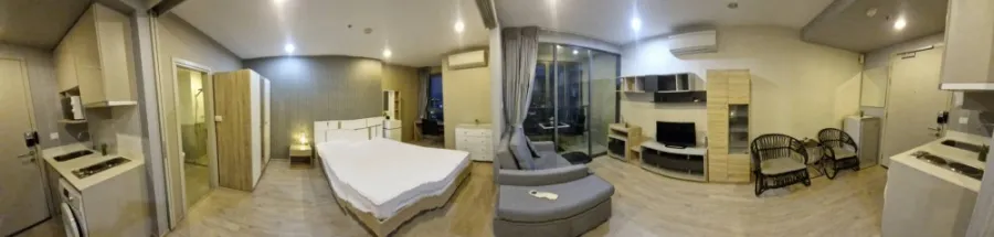For sale/rent!! Condo Ideo Q Chula-Samyan Live luxuriously and higher than others with the highest floor with a great view. Urgent!!