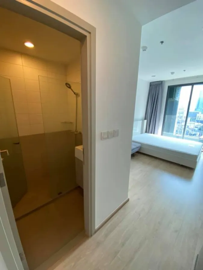 For rent IDEOQ CHULA-SAMYAN, ready to move in, complete set of furniture, comes at the most comfortable price. Not booking is considered a mistake.
