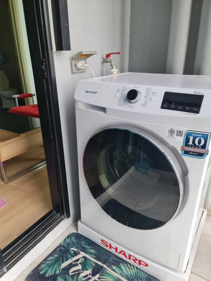 Condo for rent, The Base Rama 9 - Ramkhamhaeng, the room is divided into proportions. Price is tangible, hurry to move and reserve.