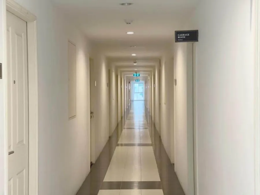 For sale: D Condo Campus Resort Ratchapruek - Charan 13, 2nd floor, glass-divided room, fully furnished, reserve now.